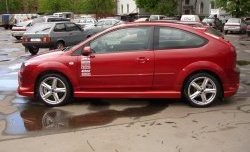Пороги накладки Снайпер Ford Focus  2 (2004-2011)  седан дорестайлинг, универсал дорестайлинг, хэтчбэк 3 дв. дорестайлинг, хэтчбэк 5 дв. дорестайлинг, седан рестайлинг, универсал рестайлинг, хэтчбэк 3 дв. рестайлинг, хэтчбэк 5 дв. рестайлинг