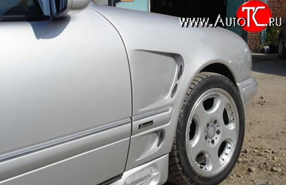 12 899 р. Передние крылья LORINZER Style Mercedes-Benz E-Class W210 седан рестайлинг (1999-2002)  с доставкой в г. Пермь