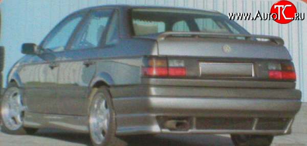 4 499 р. Накладка заднего бампера Rieger Volkswagen Passat B3 седан (1988-1993)  с доставкой в г. Пермь