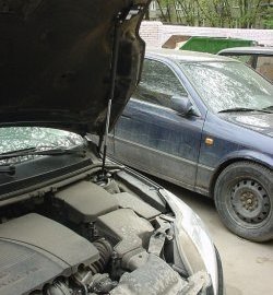 2 249 р. Упор капота Sport Ford Focus 2 хэтчбэк 3 дв. рестайлинг (2007-2011) (Без кронштейна)  с доставкой в г. Пермь. Увеличить фотографию 2