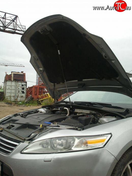2 969 р. Упор капота Sport Ford Mondeo Mk4,BD дорестайлинг, седан (2007-2010)  с доставкой в г. Пермь