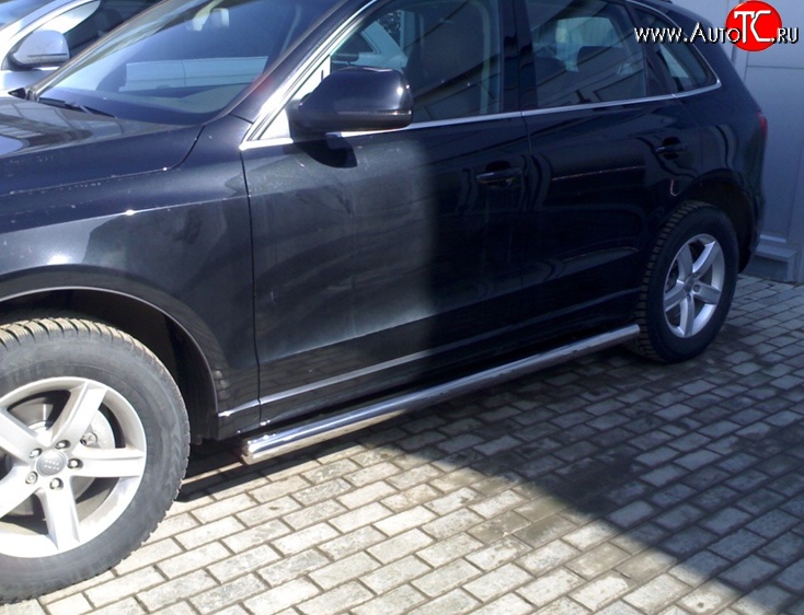 11 899 р. Защита порогов d76 мм Металл Дизайн  Audi Q5  8R (2008-2017) дорестайлинг, рестайлинг (полированная нержавейка)  с доставкой в г. Пермь