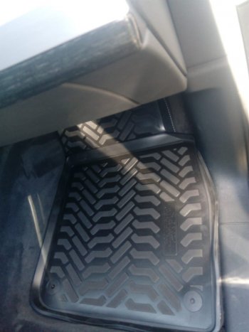 2 749 р. Коврики салона Aileron (3D с подпятником, 5 мест)  Audi Q7  4M (2015-2022) дорестайлинг, рестайлинг  с доставкой в г. Пермь. Увеличить фотографию 3