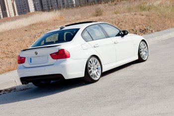 3 399 р. Лип спойлер  3 серия E90 (04-11) АВТОКРАТ BMW 3 серия E90 седан дорестайлинг (2004-2008) (Неокрашенный)  с доставкой в г. Пермь. Увеличить фотографию 2