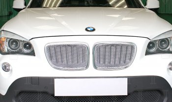 6 499 р. Защитная сетка решетки радиатора Стрелка 11 Премиум (алюминий)  BMW X1  E84 (2009-2015) (Цвет: хром)  с доставкой в г. Пермь. Увеличить фотографию 2