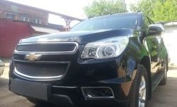 Сетка в решетку радиатора (верхняя) Russtal Chevrolet Trailblazer GM800 дорестайлинг (2012-2016) (черная)