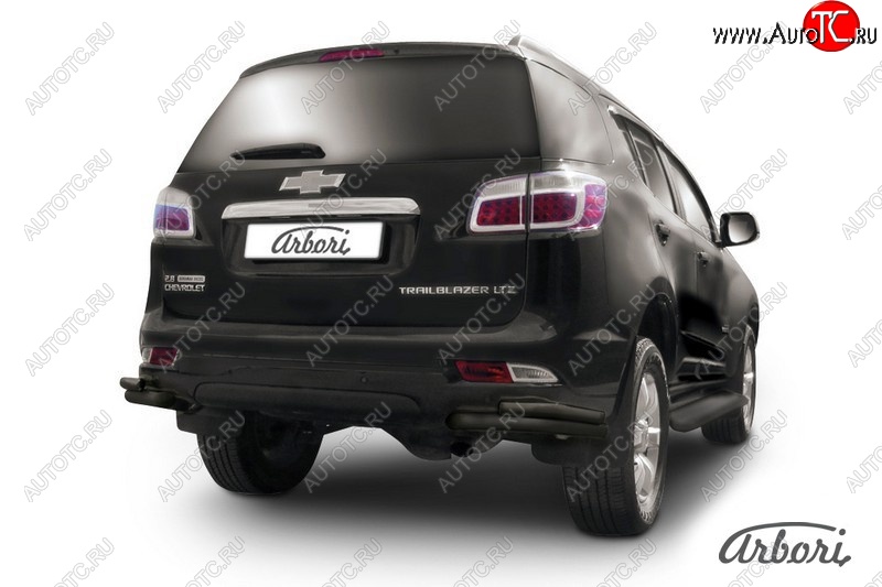 5 669 р. Защита заднего бампера Arbori (уголки, черная, 2 трубы d76 и 42 mm).  Chevrolet Trailblazer  GM800 (2012-2016) дорестайлинг  с доставкой в г. Пермь