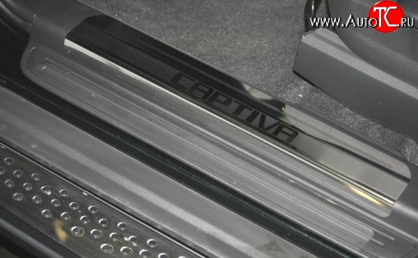 2 789 р. Комплект накладок на порожки автомобиля Novline Chevrolet Captiva  дорестайлинг (2006-2011)  с доставкой в г. Пермь