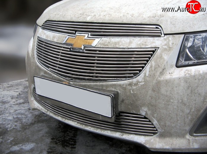 4 399 р. Декоративная вставка воздухозаборника Berkut Chevrolet Cruze J300 седан рестайлинг (2012-2015)  с доставкой в г. Пермь