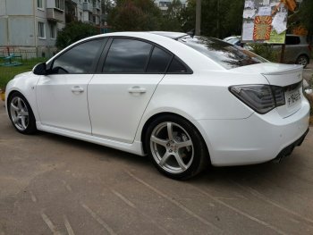 4 099 р. Пороги накладки пластиковые CT Chevrolet Cruze J300 седан рестайлинг (2012-2015) (Неокрашенные)  с доставкой в г. Пермь. Увеличить фотографию 2