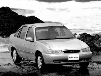 Капот Стандартный Daewoo Nexia дорестайлинг (1995-2008) (Окрашенный)