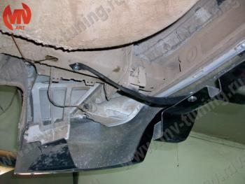 949 р. Кронштейн крепления задней юбки Sport  Ford Focus  2 (2004-2008)  седан дорестайлинг, универсал дорестайлинг, хэтчбэк 3 дв. дорестайлинг, хэтчбэк 5 дв. дорестайлинг  с доставкой в г. Пермь. Увеличить фотографию 2