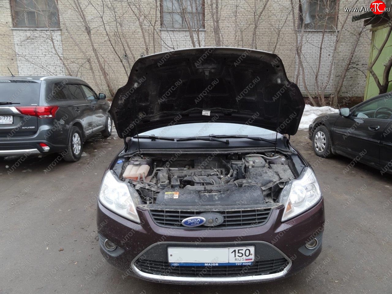 2 049 р. Упоры капота Russtal Ford Focus 2  седан дорестайлинг (2004-2008)  с доставкой в г. Пермь