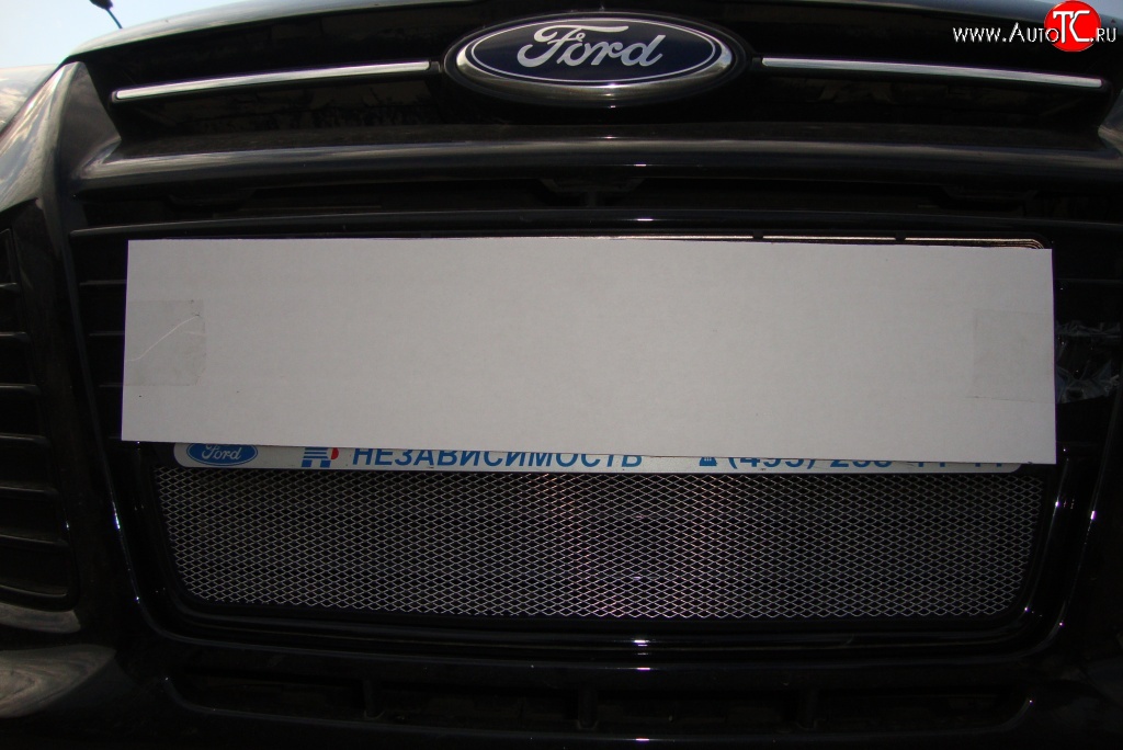 1 279 р. Сетка на бампер Russtal (хром) Ford Focus 3 седан дорестайлинг (2011-2015)  с доставкой в г. Пермь
