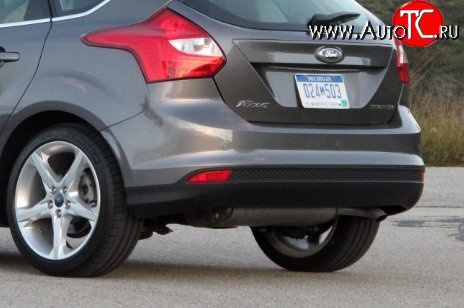 4 899 р. Задний бампер Стандартный Ford Focus 3 хэтчбэк дорестайлинг (2010-2015) (Неокрашенный)  с доставкой в г. Пермь