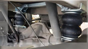 31 599 р. Комплект вспомогательной пневмоподвески на заднюю ось Aride (усиленная, двухскатная ошиновка, задний привод) Ford Transit цельнометаллический фургон (2006-2014)  с доставкой в г. Пермь. Увеличить фотографию 2