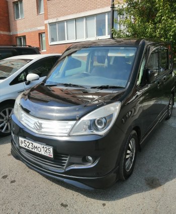 2 479 р. Дефлектор капота CA-Plastiс  Suzuki Solio (2010-2015) дорестайлинг, рестайлинг (Шелкография черная)  с доставкой в г. Пермь. Увеличить фотографию 3