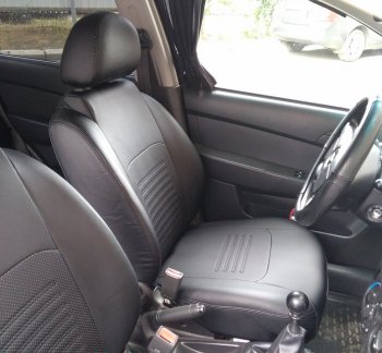 9 449 р. Чехлы для сидений Lord Autofashion Турин (экокожа, спинка и сиденье 40/60, 2 П- и 1 Г-образных подголовника) Honda CR-V RM1,RM3,RM4 рестайлинг (2014-2018) (Чёрный, вставка чёрная)  с доставкой в г. Пермь. Увеличить фотографию 3