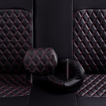 9 449 р. Чехлы для сидений Lord Autofashion Турин Ромб (экокожа, спинка и сиденье 60/40, 2 П- и 1 Г-образных подголовника) Honda CR-V RM1,RM3,RM4 рестайлинг (2014-2018) (Черный, вставка черная, строчка красная)  с доставкой в г. Пермь. Увеличить фотографию 4