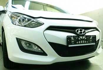 1 599 р. Сетка в воздухозаборник бампера Arbori (15 мм) Hyundai I30 2 GD дорестайлинг универсал (2011-2015) (Черная)  с доставкой в г. Пермь. Увеличить фотографию 2