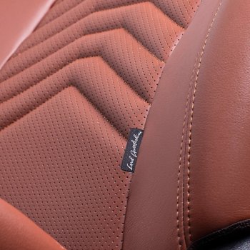 21 349 р. Чехлы для сидений Lord Autofashion Байрон ПРЕЗИДЕНТ (экокожа, спинка 60/40, 3 Г0образных подголовника)  Hyundai Solaris  HCR (2017-2022) седан дорестайлинг, седан рестайлинг (Коричневый, вставка коричневая, строчка коричневая)  с доставкой в г. Пермь. Увеличить фотографию 2