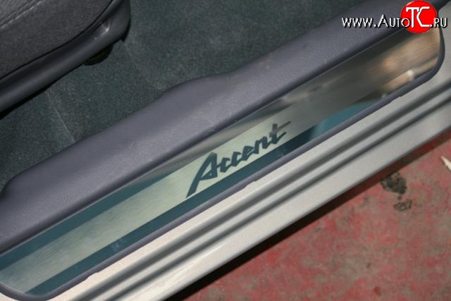 2 024 р. Комплект накладок на порожки автомобиля Novline  Hyundai Accent  2 LC (1999-2012) седан дорестайлинг (ТагАЗ)  с доставкой в г. Пермь