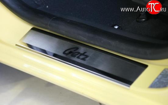 2 519 р. Комплект накладок на порожки автомобиля (5D) Novline  Hyundai Getz  TB (2002-2010) хэтчбэк 5 дв. дорестайлинг, хэтчбэк 5 дв. рестайлинг  с доставкой в г. Пермь