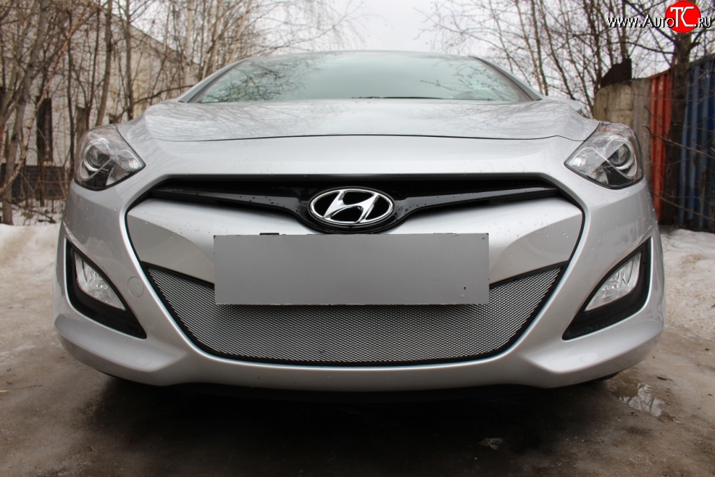 1 539 р. Сетка на бампер Russtal (хром) Hyundai I30 2 GD дорестайлинг универсал (2011-2015)  с доставкой в г. Пермь