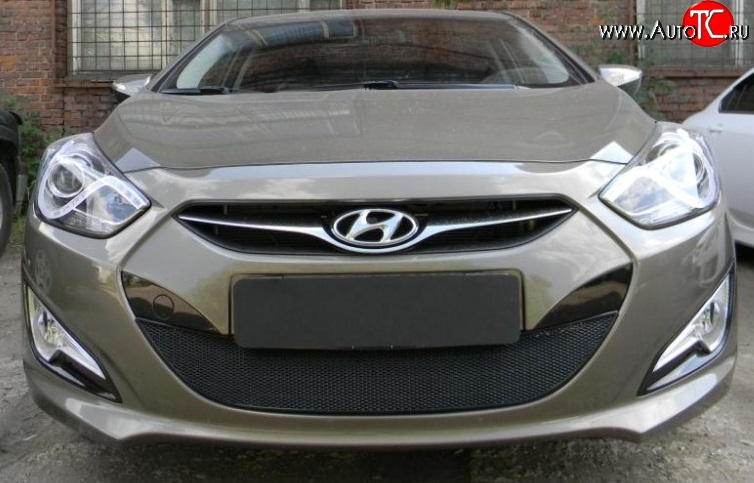 2 099 р. Сетка на бампер Russtal (черная) Hyundai I40 1 VF дорестайлинг седан (2011-2015)  с доставкой в г. Пермь