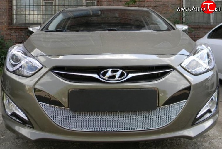 2 349 р. Сетка на бампер Russtal (хром) Hyundai I40 1 VF дорестайлинг седан (2011-2015)  с доставкой в г. Пермь