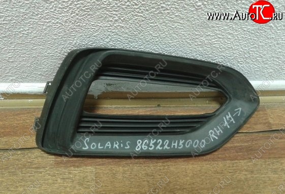 1 959 р. Рамка противотуманной фары Стандарт (правая) Hyundai Solaris HCR седан дорестайлинг (2017-2020)  с доставкой в г. Пермь