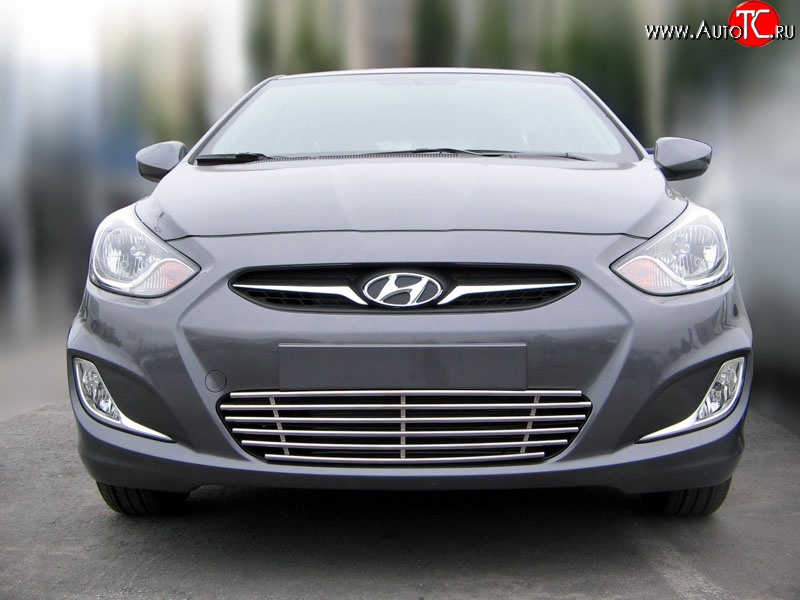 5 299 р. Декоративная вставка воздухозаборника Berkut Hyundai Solaris RBr хэтчбэк дорестайлинг (2010-2014)  с доставкой в г. Пермь