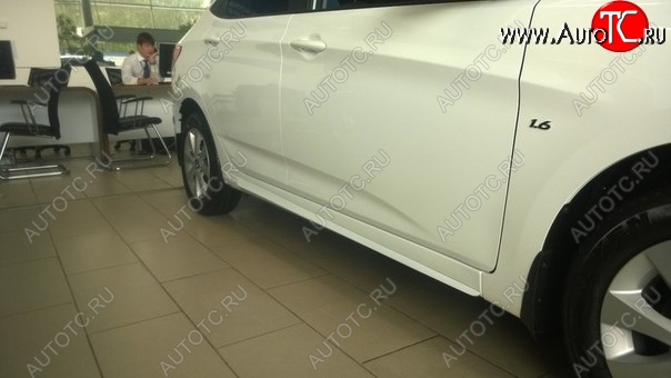4 999 р. Пластиковые пороги АвтоКрат Hyundai Solaris RBr седан рестайлинг (2014-2017) (Неокрашенные)  с доставкой в г. Пермь
