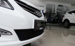 2 099 р. Сетка на бампер Russtal (черная) Hyundai Solaris RBr седан рестайлинг (2014-2017)  с доставкой в г. Пермь. Увеличить фотографию 2