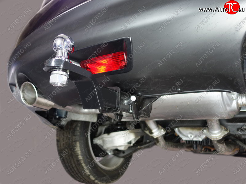 18 999 р. Фаркоп (тягово-сцепное устройство) TCC  INFINITI QX70  S51 (2013-2020) (Оцинкованный, шар E - нержавейка)  с доставкой в г. Пермь