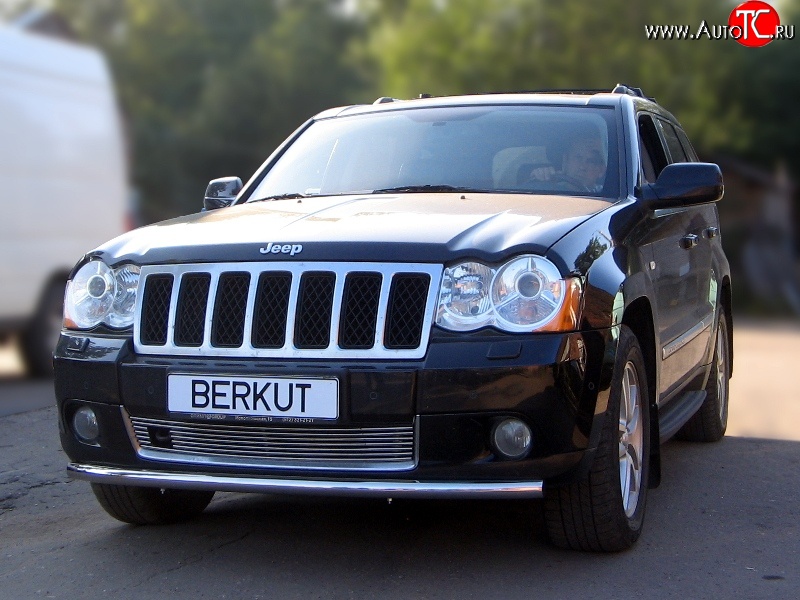 4 199 р. Декоративная вставка воздухозаборника Berkut Jeep Grand Cherokee WK (2004-2010)  с доставкой в г. Пермь