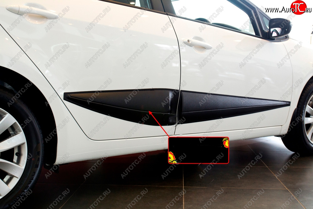 869 р. Молдинг двери RA (широкий, задний правый)  KIA Cerato  3 YD (2013-2019) дорестайлинг седан, рестайлинг седан (Поверхность шагрень)  с доставкой в г. Пермь