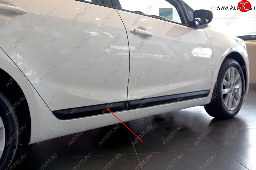 729 р. Молдинг двери RA (узкий, задний правый)  KIA Cerato  3 YD (2013-2019) дорестайлинг седан, рестайлинг седан (Поверхность шагрень)  с доставкой в г. Пермь