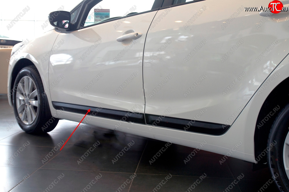 1 089 р. Молдинг двери RA (узкий, передний левый)  KIA Cerato  3 YD (2013-2019) дорестайлинг седан, рестайлинг седан (Поверхность шагрень)  с доставкой в г. Пермь