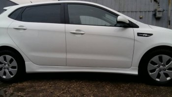 4 099 р. Пороги накладки Drive KIA Rio 3 QB хэтчбек 5 дв. рестайлинг (2015-2017) (Неокрашенные)  с доставкой в г. Пермь. Увеличить фотографию 2