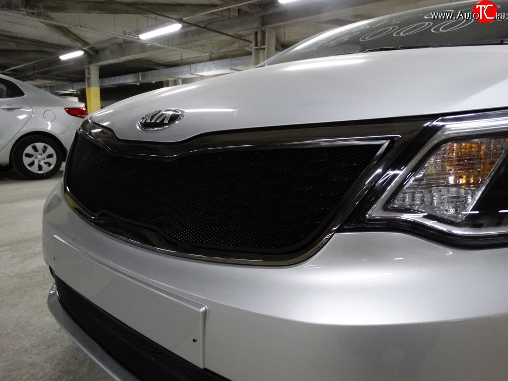 1 539 р. Сетка в решетку радиатора Russtal KIA Rio 3 QB хэтчбек 5 дв. рестайлинг (2015-2017) (черная)  с доставкой в г. Пермь