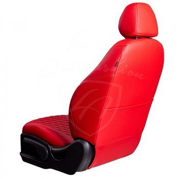 17 449 р. Чехлы для сидений Lord Autofashion Байрон (экокожа, раздельная задняя спинка, 3 Г-образных подголовника)  KIA Rio ( X-line,  X) (2017-2025) рестайлинг (Красный, вставка красная, строчка красная)  с доставкой в г. Пермь. Увеличить фотографию 4