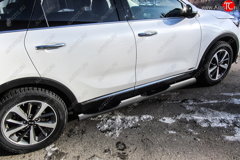 13 549 р. Защита порогов Slitkoff (d76 мм, с проступями)  KIA Sorento  UM/Prime (2018-2020) рестайлинг (Сталь с полимерным покрытием. Цвет: серебристый)  с доставкой в г. Пермь