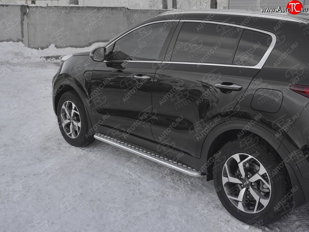 24 649 р. Порожки для ног SLITKOFF (Ø42 мм)  KIA Sportage  4 QL (2018-2022) рестайлинг (Лист алюминиевый, труба - нержавейка)  с доставкой в г. Пермь