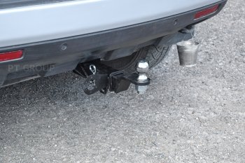 15 099 р. Фаркоп Petroil Tuning (съемный квадрат) Land Rover Freelander L359 дорестайлинг (2006-2010)  с доставкой в г. Пермь. Увеличить фотографию 2