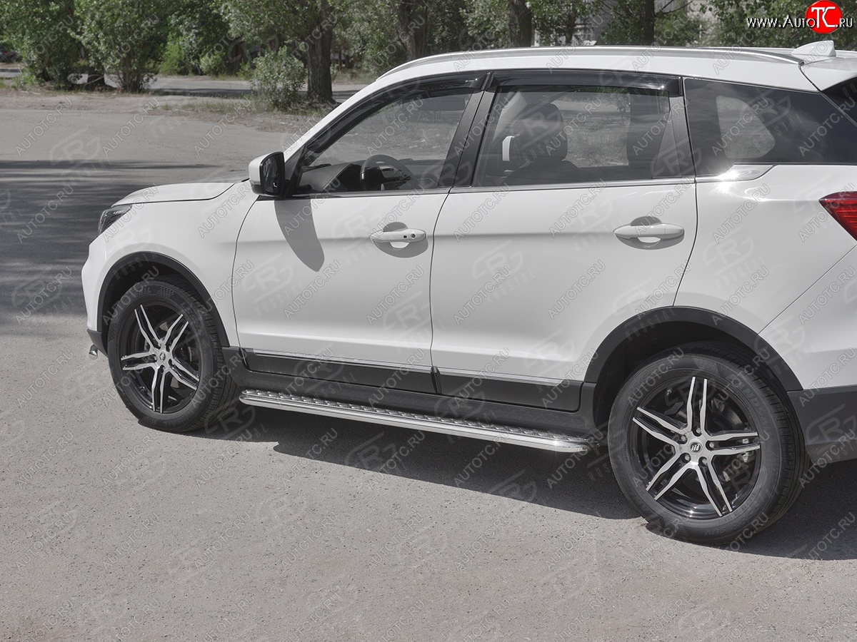22 999 р. Порожки для ног SLITKOFF (Ø42 мм) Lifan X70 (2018-2025) (Лист алюминиевый, труба - сталь окрашенная в черный цвет)  с доставкой в г. Пермь