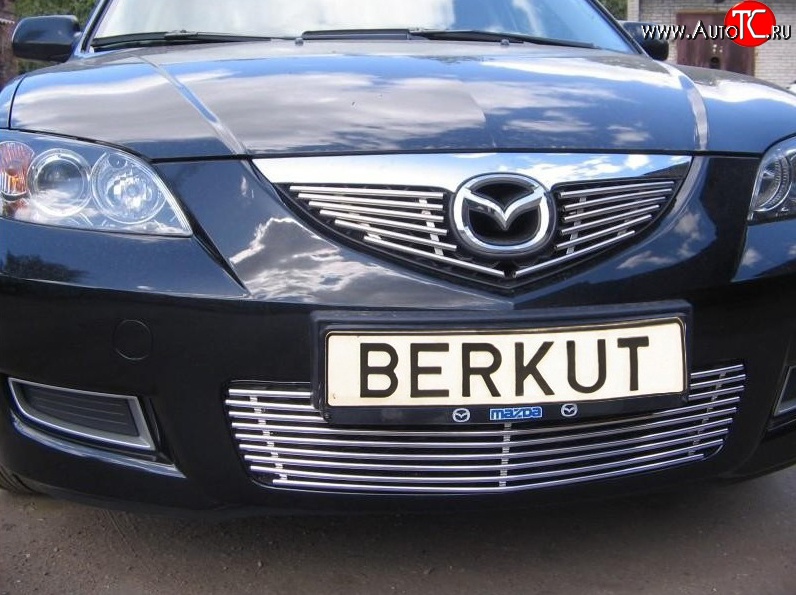 5 399 р. Декоративная вставка воздухозаборника Berkut Mazda 3/Axela BK дорестайлинг седан (2003-2006)  с доставкой в г. Пермь