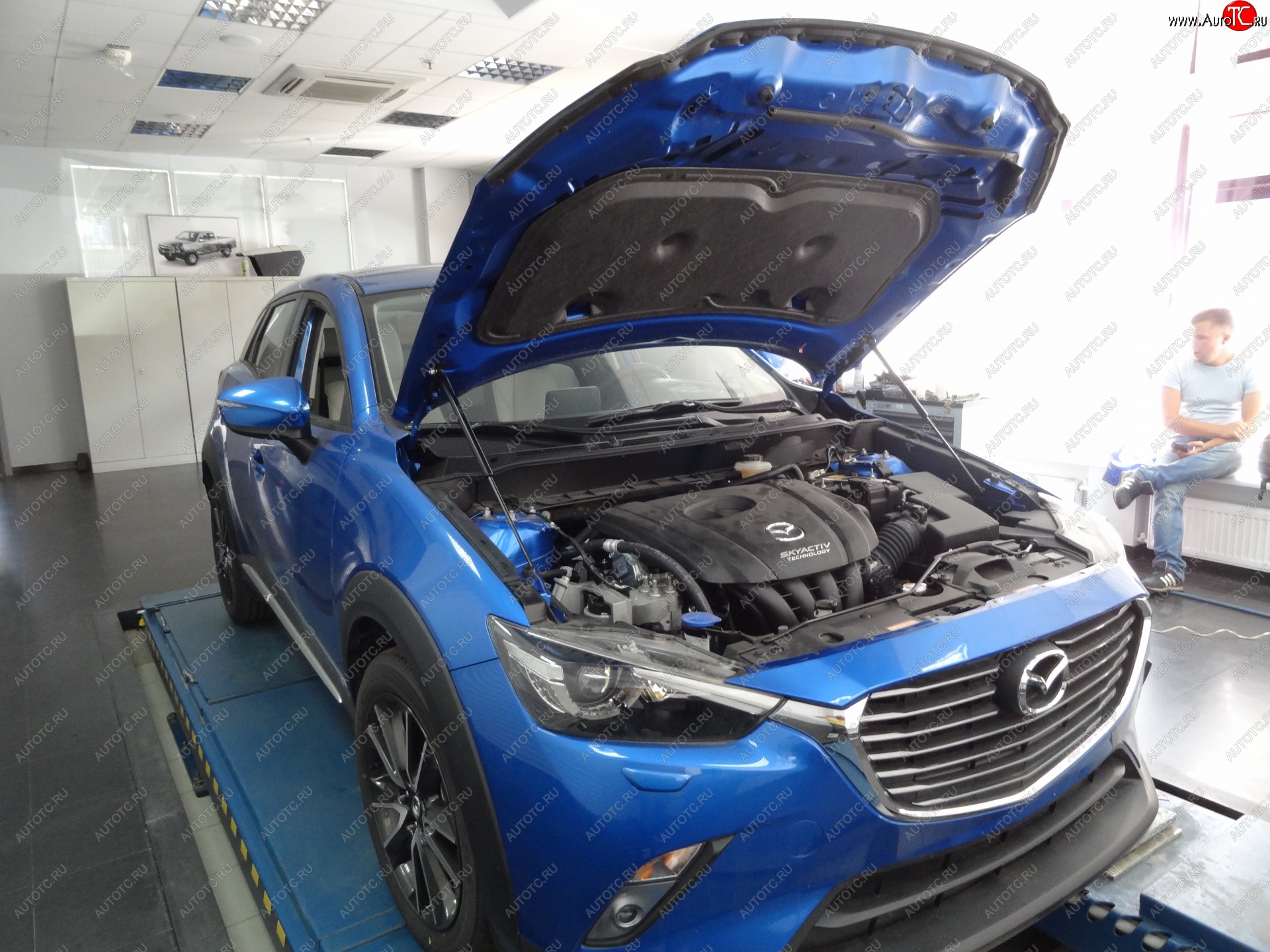 2 399 р. Упоры капота Russtal Mazda CX-3 DK дорестайлинг (2014-2018)  с доставкой в г. Пермь
