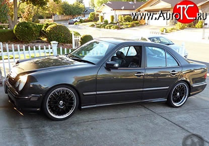 8 149 р. Пороги накладки AMG Mercedes-Benz E-Class W210 дорестайлинг седан (1996-1999) (Неокрашенные)  с доставкой в г. Пермь