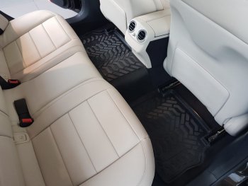 Комплект ковриков в салон Aileron 3D (с подпятником) Mercedes-Benz C-Class  W205 (2015-2018) дорестайлинг седан